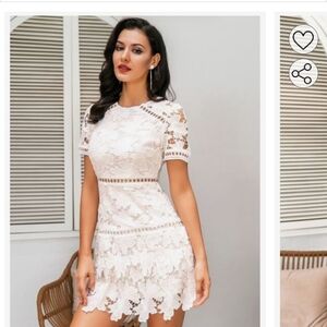 White Sheath Midi Dress with Crew Neck and Short Sleeves